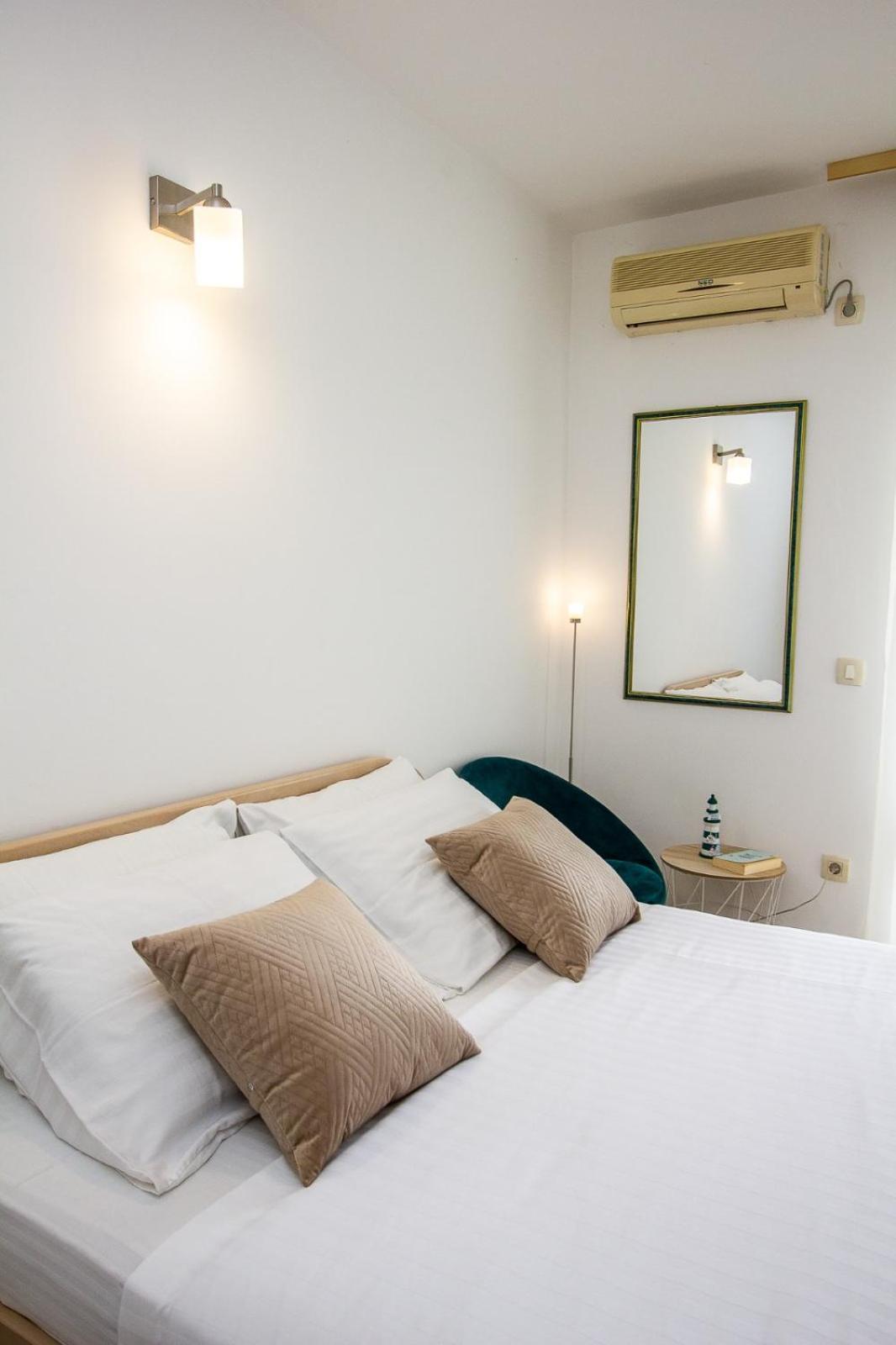 Apartments Ardura Petrovac エクステリア 写真
