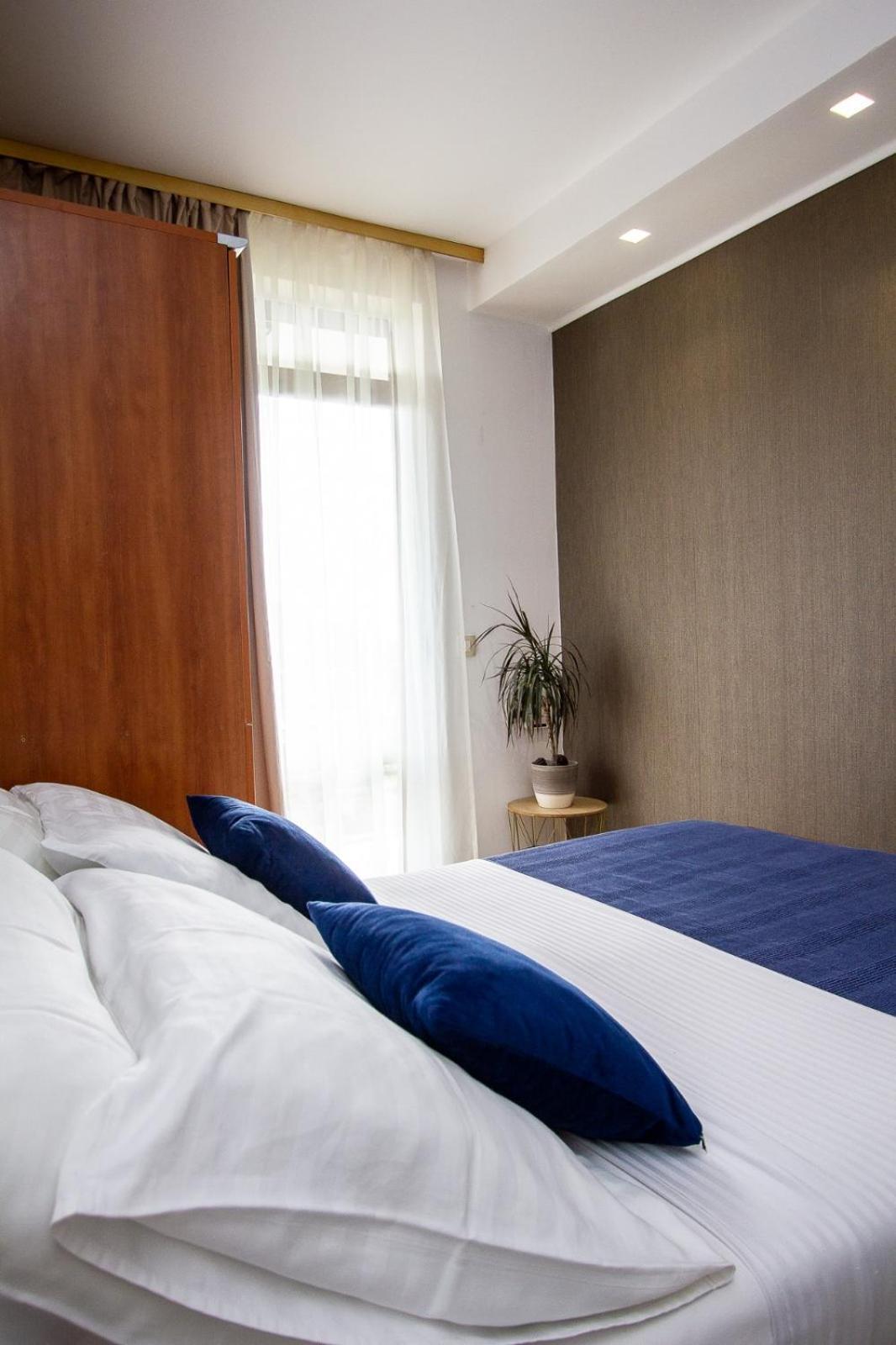 Apartments Ardura Petrovac エクステリア 写真