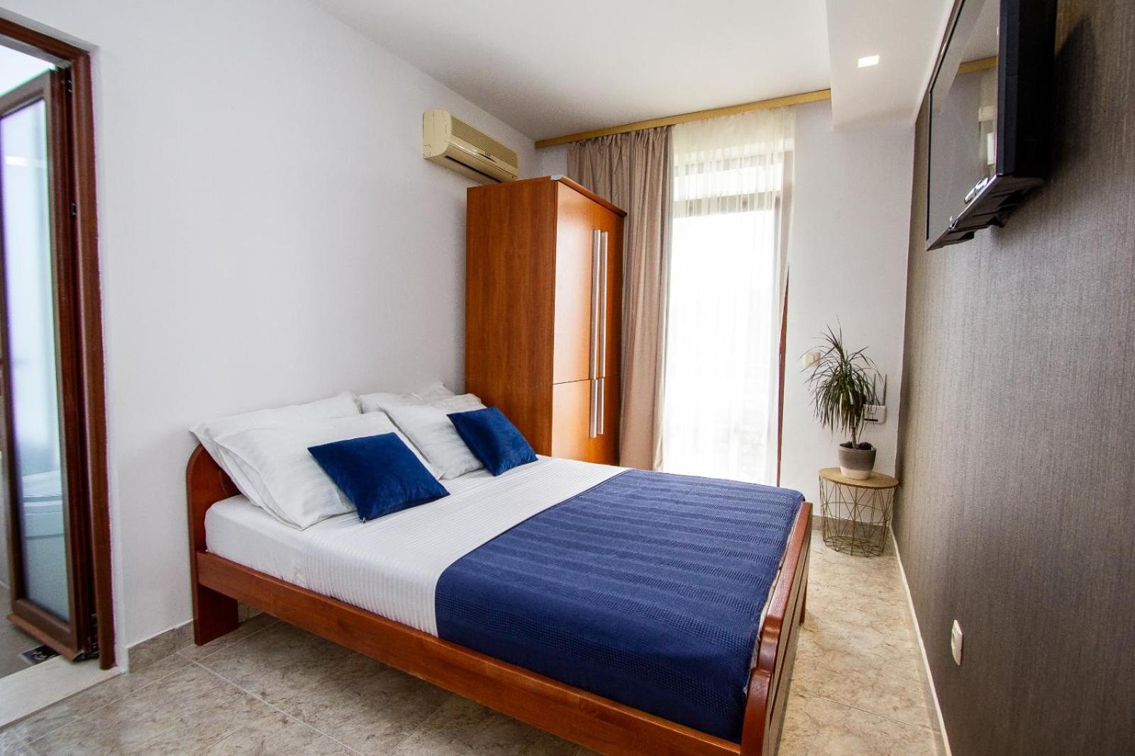 Apartments Ardura Petrovac エクステリア 写真