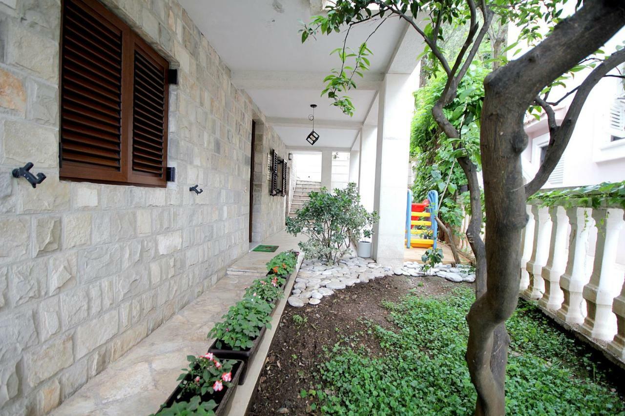 Apartments Ardura Petrovac エクステリア 写真