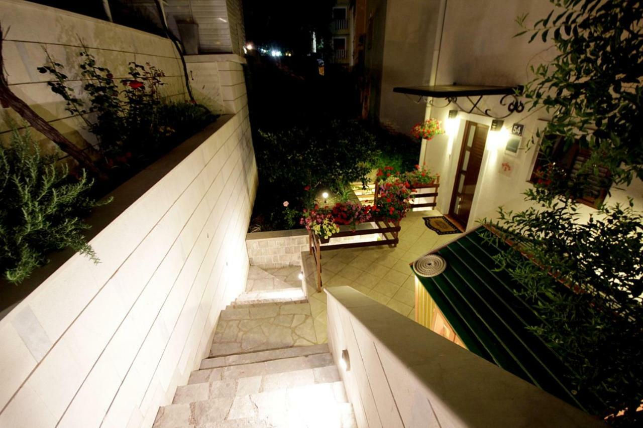 Apartments Ardura Petrovac エクステリア 写真